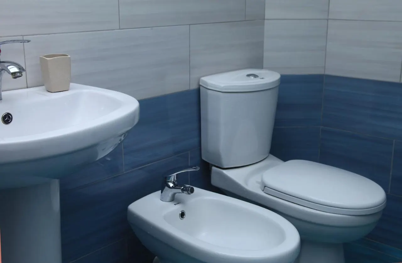 Old Town Boulevard Apartment In City Center Durres 0*,