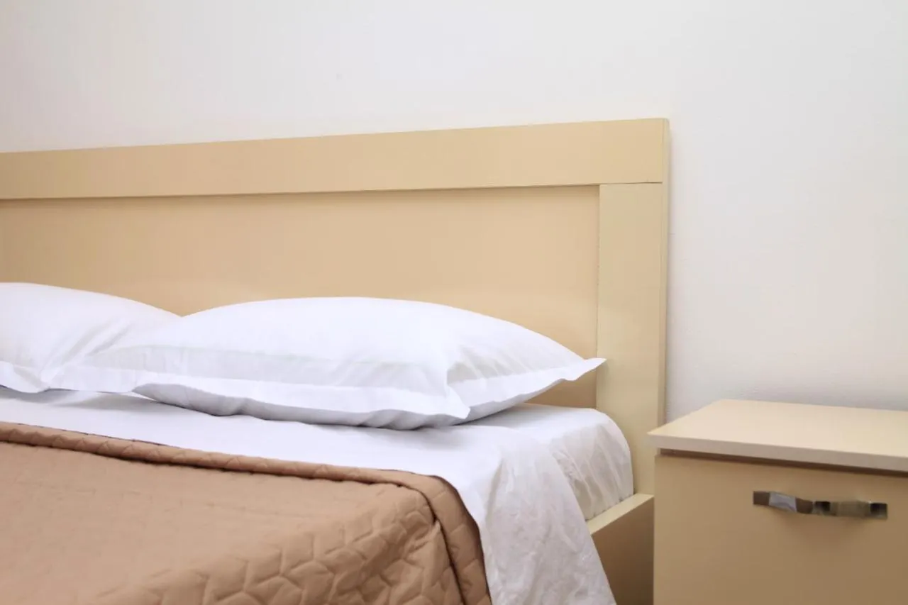 Old Town Boulevard Apartment In City Center Durres