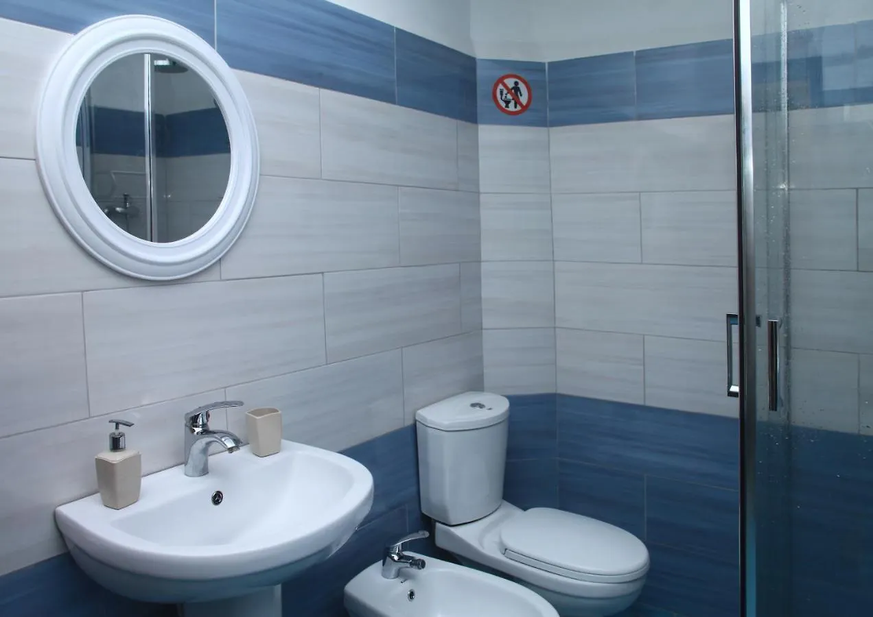 Old Town Boulevard Apartment In City Center Durres