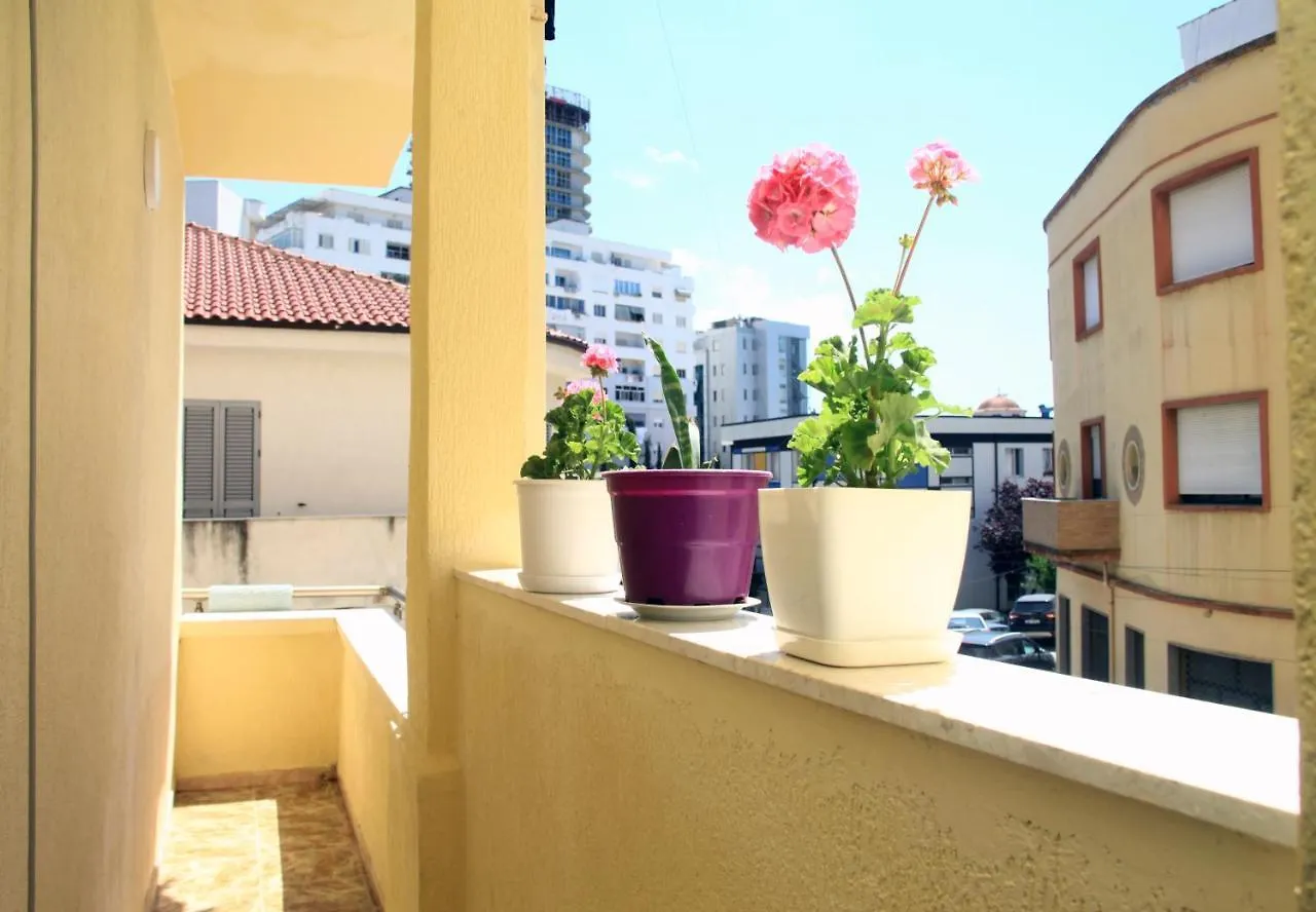 Old Town Boulevard Apartment In City Center Durres