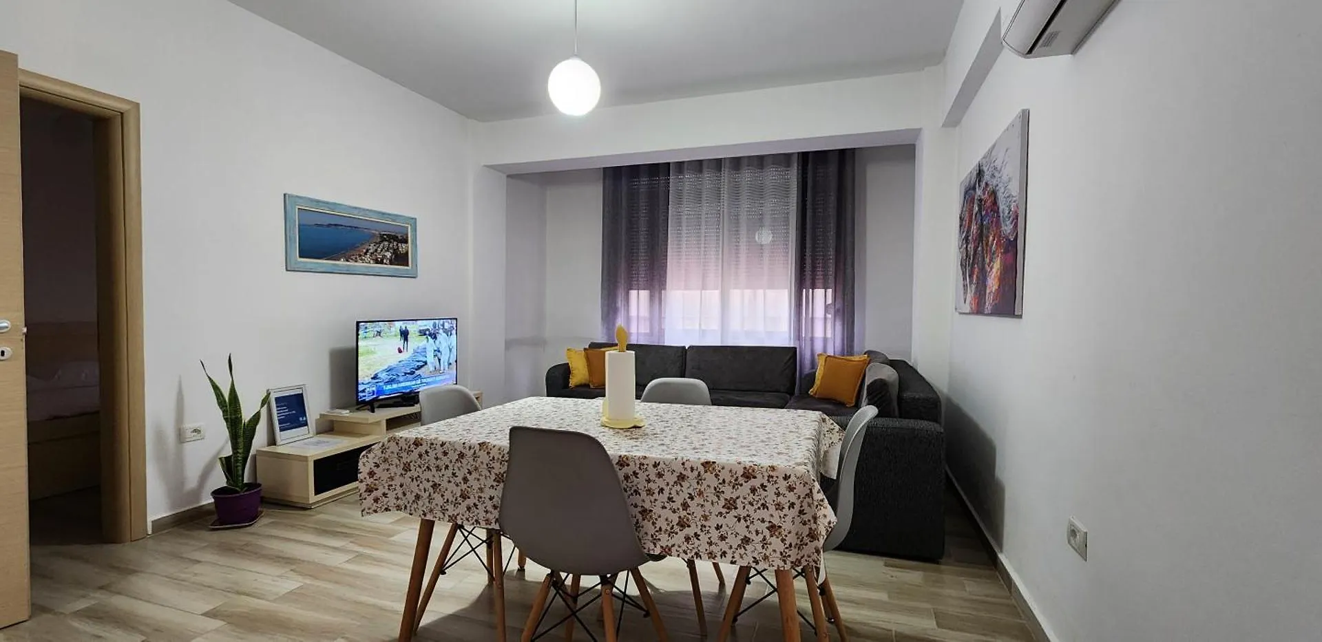 Old Town Boulevard Apartment In City Center Durres Albania